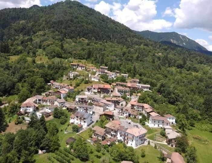 Casa Vacanze Il Bearc Feltrone Eksteriør billede